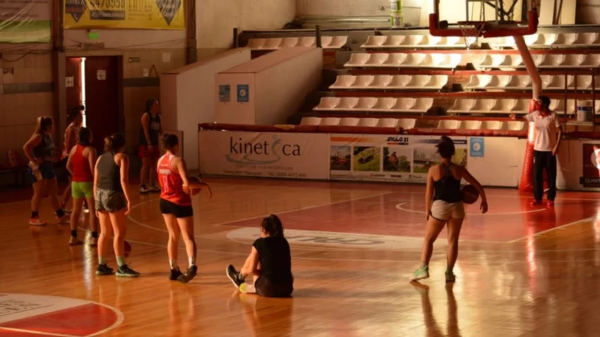 Salto inicial para el Federal Femenino