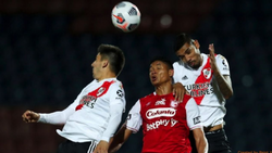 Sólo con 11 jugadores, River recibe a Independiente Santa Fe