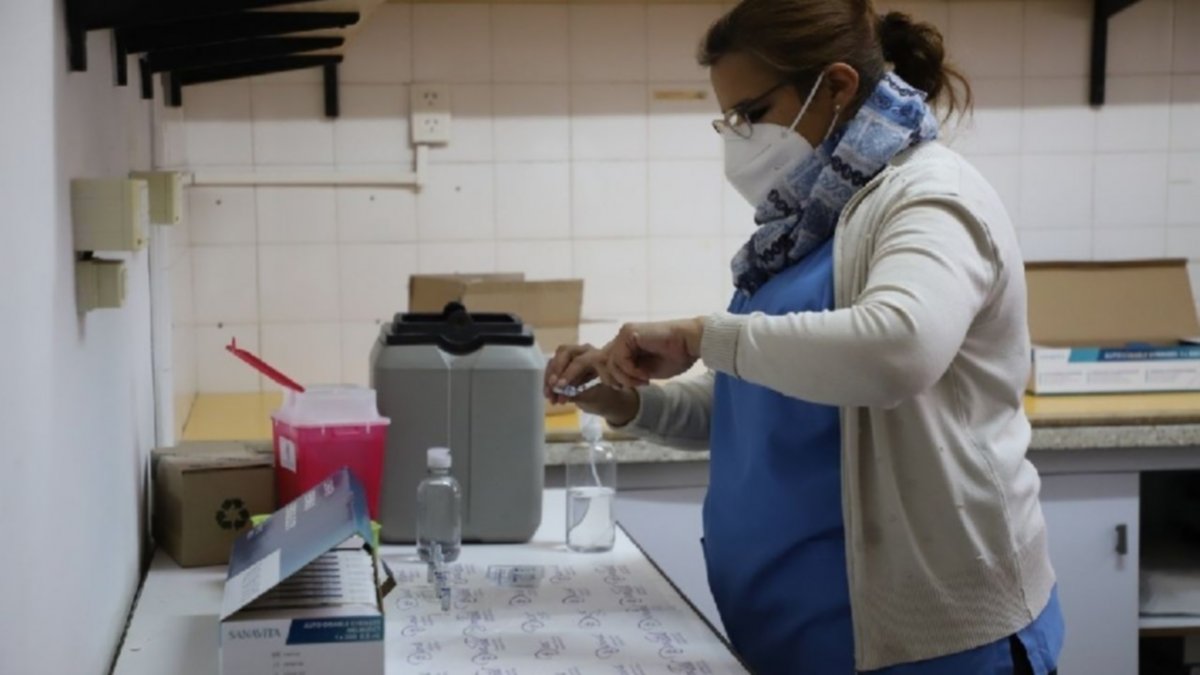 Río Negro llega al viernes con 14 muertes y 693 contagios