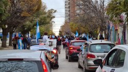 Multitudinarias marchas en Río Negro contra el confinamiento