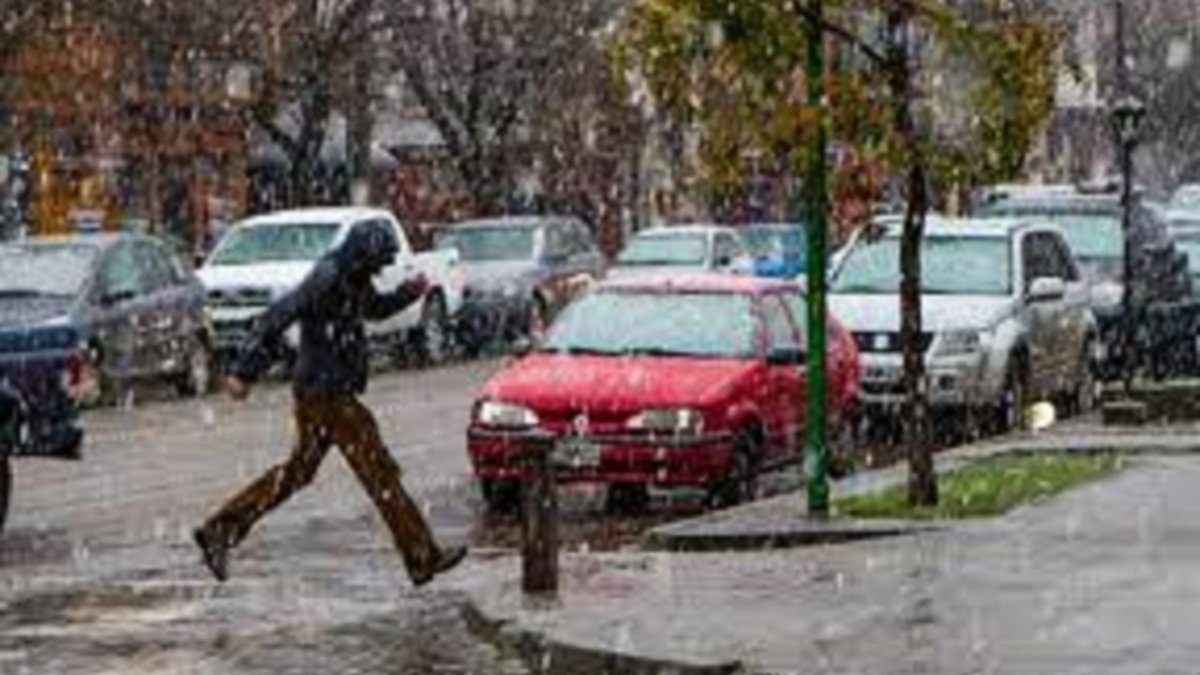 Alertan por ráfagas de 110 km/hr, lluvia y nieve en Neuquén