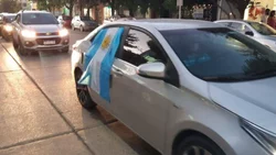 Padres reclaman el retorno a las aulas