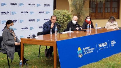 Psicólogos enojados con Omar Gutiérrez