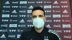Scaloni no confirmó equipo, y no descarta cambio de esquema