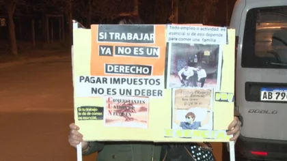 Comerciantes protestaron contra el "abuso policial"