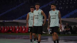 Argentina enfrenta a Colombia con público