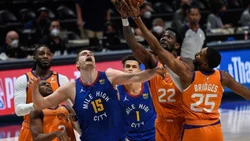 Los Nuggets volvieron a caer ante los Suns