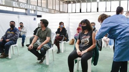 Llegaron 7.200 dosis de Sputnik-V a Neuquén