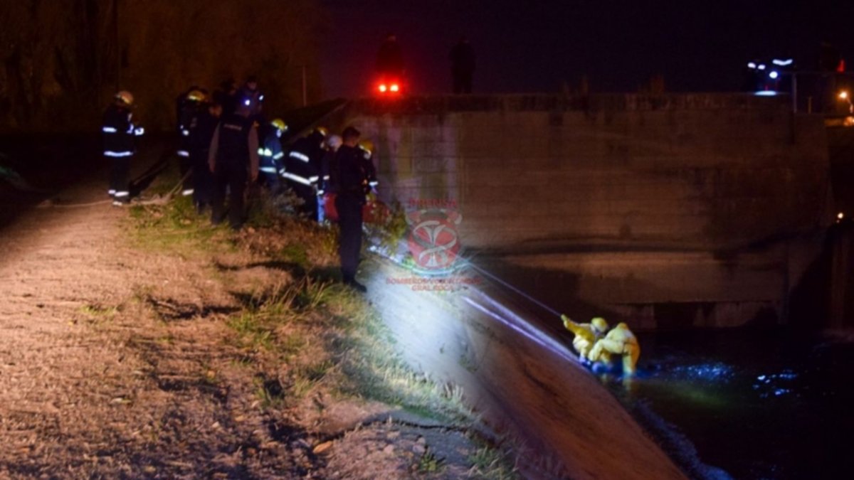 Identificaron al hombre hallado en el canal de riego
