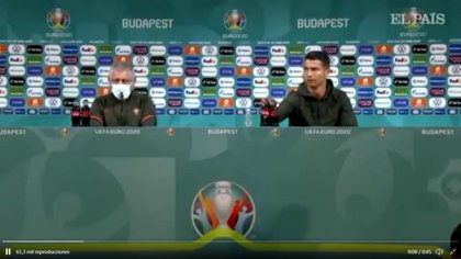 El gesto de Ronaldo que costó 4 mil millones de dólares