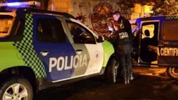 Otro femicidio: "un hombre le sacó la ropa a mamá y la mató"