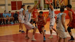 ADC no titubeó y Perfora quedó a un paso del uno