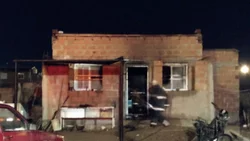 Incendio en una vivienda en Cutral Co, hay 4 menores heridos