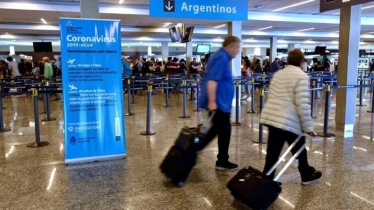 Muchos de los que entran al país, no hacen cuarentena