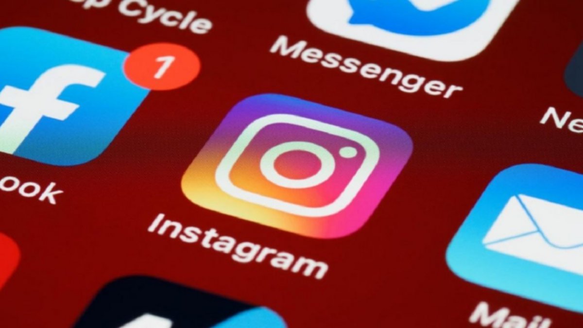 Por Instagram, le pidió fotos desnuda a una nena de 13 años