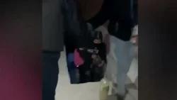 Así salían del sótano los 150 pibes de la clandestina