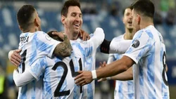 Argentina goleó y espera a Ecuador en cuartos