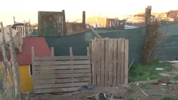 Sin luz ni calefacción, el drama de los vecinos de Trébol II