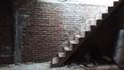 Allanaron el sótano de la fiesta y estaba vacío