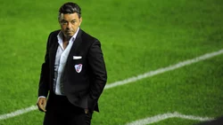 Teléfono para Scaloni, Gallardo quiere la Selección