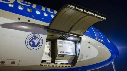 Sale hoy otro avión a China a buscar vacunas