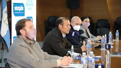 Gutiérrez dijo cuándo habrá "inmunidad de rebaño" en Neuquén