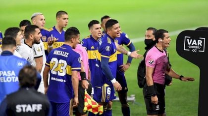 Los árbitros anti-Boca, suspendidos por tiempo indeterminado