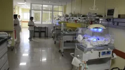 Está grave una beba de 4 meses con botulismo
