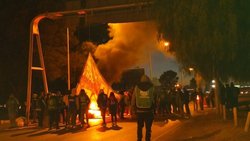 Están cortados los puentes en Cipolletti y Viedma