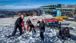 Cerro Catedral: los maquinistas trabajan en triple turno