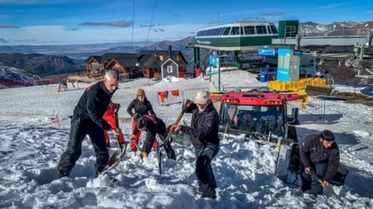 Cerro Catedral: los maquinistas trabajan en triple turno