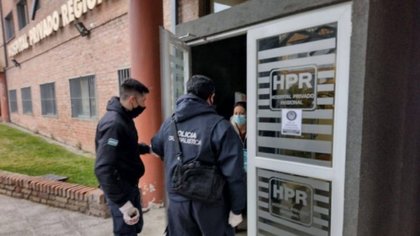 Estaba en abstinencia, dio positivo de Covid y se suicidó