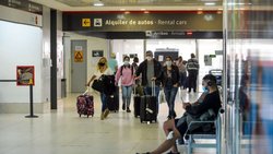 Hay 14 casos "Delta" confirmados en Córdoba y 14 mil contagios