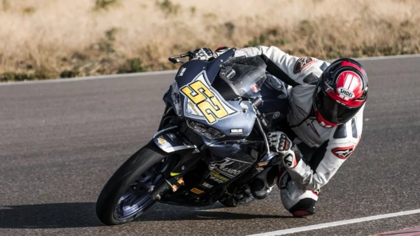 Las motos de velocidad volvieron a sonar en Centenario