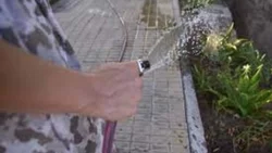 Ya falta agua en Cipolletti, por la bajante del río Neuquén