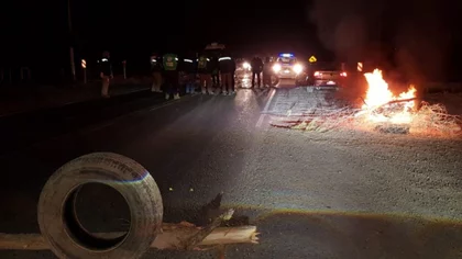 Municipales cortan la ruta 7 en San Patricio del Chañar