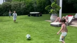 VIDEO: Mateo Messi le hace honor al apellido