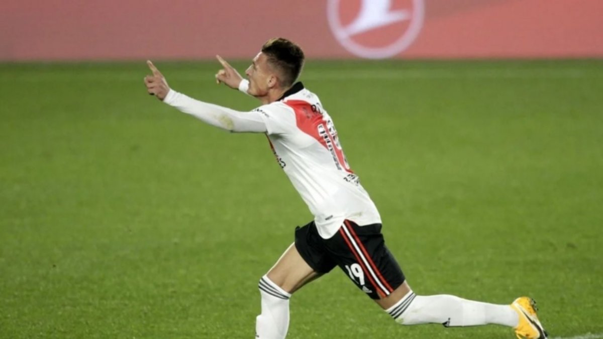 River se lo empató a Huracán con la cabeza de Romero