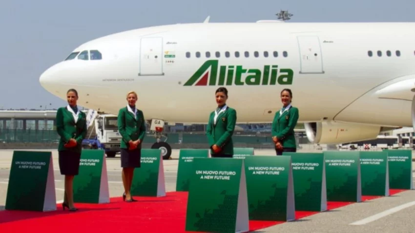 Alitalia se estatiza y devolverá los pasajes en pesos