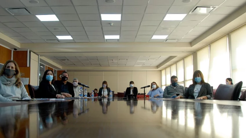 Ingenieros neuquinos denuncian "competencia desleal extranjera"