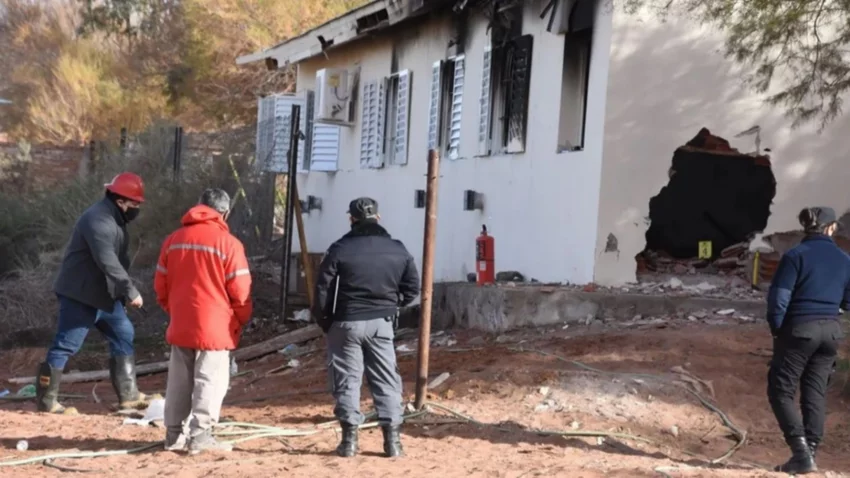 "El día de la tragedia era el primero de Mónica como docente"
