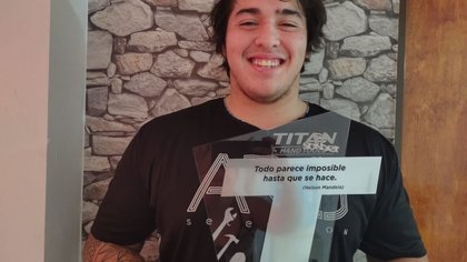 Joaquin Burgos suma podios y sueña con el Mundial