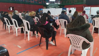 Viernes de primeras dosis sin turno en Neuquén