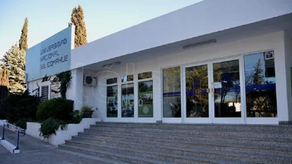 Denuncian una grave situación en la Facultad de Economía