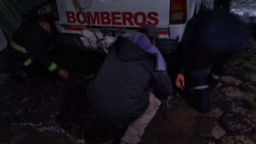 El silencioso trabajo de los bomberos voluntarios