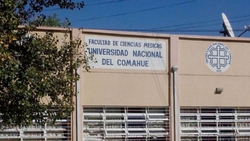 Comenzarán a tomar finales presenciales en la UNCO