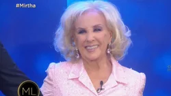 Volvió Mirtha a la televisión y elogió a Pampita