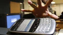 Robó un teléfono, lo persiguieron y no lo alcanzaron