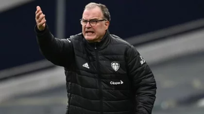 Bielsa: "Hay que jugar menos y cobrar menos"