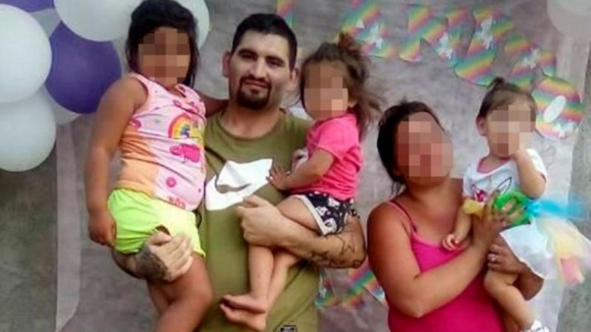 Incendio feroz: abrazó a sus hijas para salvarlas